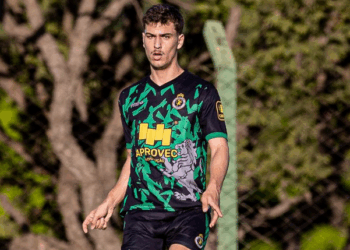 Estreante no futebol goiano, zagueiro Parrudo mira acesso: “Motivado”