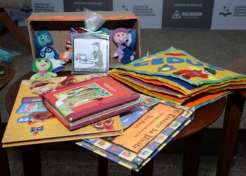 Profissionais de Apoio Escolar recebem formação sobre vivências e práticas com crianças com autismo