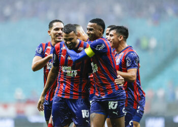 Com gol de Willian José, Bahia vence o Inter, chega a 5ª colocação e cola no G-4