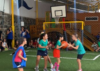 Prática esportiva nas escolas estimula desenvolvimento físico, emocional e social de crianças e adolescentes