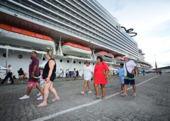 Salvador receberá 62 embarcações com quase 200 mil visitantes durante a temporada de cruzeiros 2025/2026