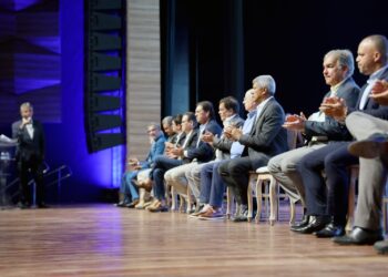 Em Feira de Santana, Jerônimo Rodrigues participa de Encontro de Revendedores de Combustíveis da Bahia e discute perspectivas e desafios para o setor