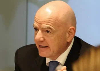 Presidente da Fifa condena caso de racismo em partida do Corinthians: “Estou enojado”