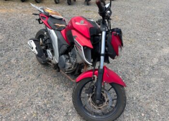 Leilões da Transalvador ofertam 160 lotes de veículos, motos e sucatas aproveitáveis