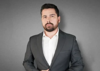 Moraes assina carta para intimar Paulo Figueiredo nos Estados Unidos