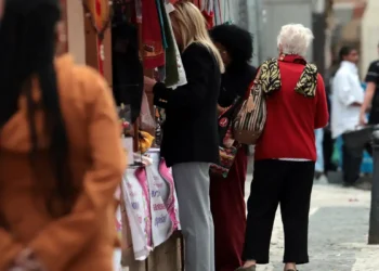 Temperatura em São Paulo cai para 10ºC e bate novo recorde em outubro