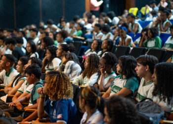 Camaçari Educadora: Aulão preparatório SABE/SAEB mobiliza estudantes da rede pública municipal