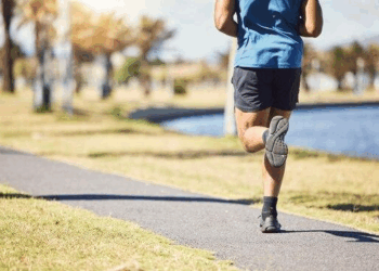 Corridas de rua: ortopedista especialista em joelho orienta sobre prevenção de lesões