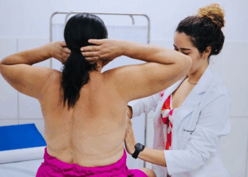Outubro Rosa: Multicentros de Saúde de Salvador promovem mês de cuidado, acolhimento e prevenção