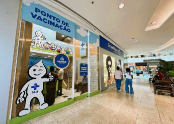 Ponto de vacinação no Salvador Shopping muda de localização; saiba onde se vacinar