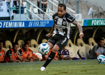 Perto de superar marca de jogos do ano passado, Lourenço celebra vitória e regularidade no Ceará