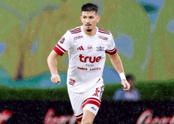 Ex-Avaí é o defensor que mais acerta passes no Campeonato Tailandês