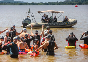 4ª edição do Limpe o Lago Guaíba mobiliza duzentos voluntários e reforça pauta ambiental em Porto Alegre