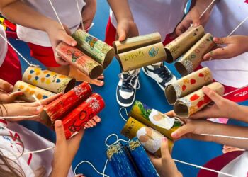 Limpurb realiza atividade educativa com teatro de fantoches na Creche Escola Casulo, em Brotas