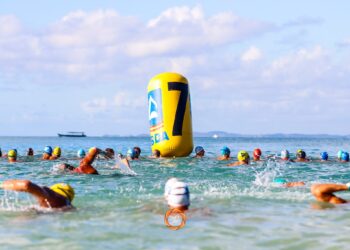 Finais de Inema 2025 celebram 20 anos de natação em águas abertas na Bahia e antecedem a Travessia Itaparica Salvador