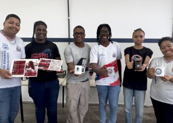 Estudantes de Salvador aprendem a desenvolver produtos personalizados com foco no empreendedorismo