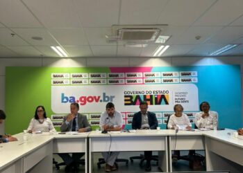 Governo do Estado dialoga com entidades e apresenta proposta de fortalecimento do Planserv