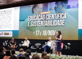 Educação Científica mobiliza educadores da rede estadual na capital baiana