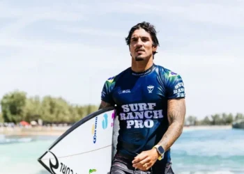 Gabriel Medina recebe wildcard e confirma retorno ao Championship Tour em 2026