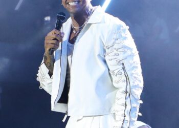 Salvador Capital Afro: Léo Santana celebra 20 anos de carreira com show gratuito no Dia da Consciência Negra