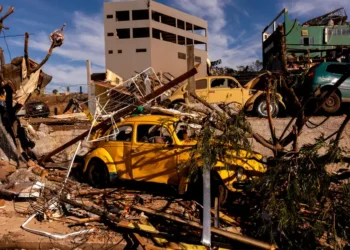 Após tornado, Rio Bonito do Iguaçu começa trabalhos de reconstrução