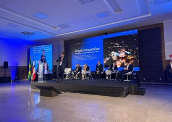 Salvador recebe 4ª edição de simpósio sobre iluminação pública e cidades inteligentes