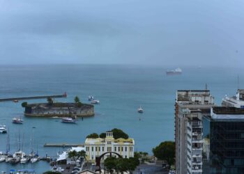 Choveu em outubro três vezes o esperado para o mês em Salvador, informa Codesal