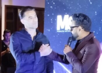 Tayrone inicia nova fase da carreira em parceria com a M&P Produções Artísticas