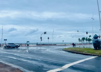 Inmet emite alerta de acumulado de chuva para mais de 140 cidades baianas