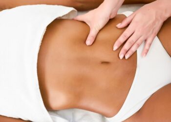 Drenagem linfática ganha destaque entre famosas na preparação para o verão