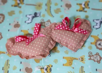 Outubro do luto materno e parental reivindica atendimento humanizado