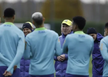 Ancelotti começa a esboçar equipe para amistoso contra o Senegal