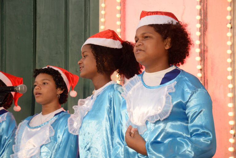 09 12 2025 Escolas Municipais se apresentam no Palco Esperança Fotos Otávio Santos SECOM PMS (10)