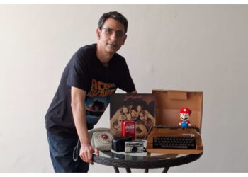 No acervo, estão discos de vinil, miniaturas, carrinhos e brinquedos que remetem ao século passado. Itens são ótimas opções de presente para o Natal