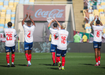 Bahia vacila, perde do Flu e se contenta com pré-Libertadores
