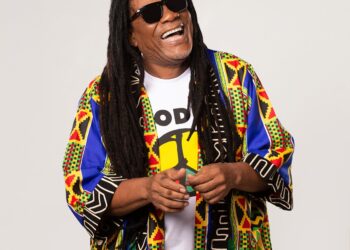 Lazinho se afasta temporariamente do Olodum por orientação médica no Verão 2026