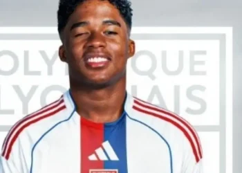 Endrick assina contrato de empréstimo com Lyon até fim da temporada