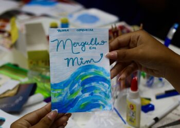 Feira Maré Literária realiza oficinas formativas em escolas e bibliotecas do Subúrbio e da Ilha de Maré