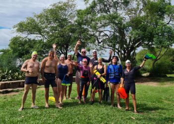 Grupo Tchê Travessias encerra 2025 em alta na natação em águas abertas no Rio Grande do Sul