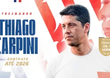 Fortaleza oficializa contratação do técnico Thiago Carpini, ex-Vitória, para disputa da Série B