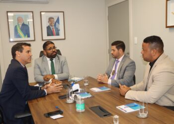 Governo da Bahia recebe familiares de trabalhadores mortos no Alto do Cabrito e se compromete com investigações céleres e ações sociais