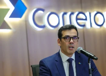 Correios preveem fechar mil agências e 15 mil demissões voluntárias