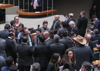 PL da Dosimetria beneficia criminosos comuns, dizem especialistas