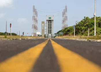 Saiba mais sobre 1º lançamento comercial de foguete no Brasil