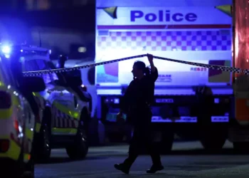 Ataque a tiros em praia da Austrália deixa ao menos 12 mortos