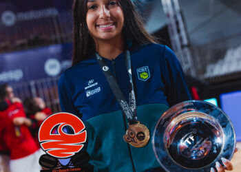 Beatriz Valério é campeã mundial juvenil de Beach Tennis com a Seleção Brasileira