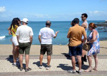 Salvador deve receber 291 mil visitantes neste verão, 10% a mais que no mesmo período do ano passado