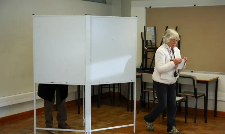 2026-01-18t100433z_1818582582_rc2l3jade48o_rtrmadp_3_portugal-election-president