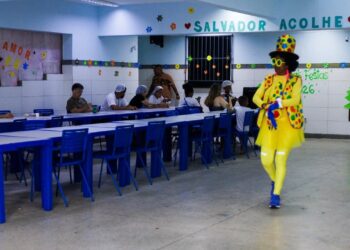 Construído pela Prefeitura, pacto garante comida e transporte a trabalhadores do Carnaval; ações já foram vistas no Festival Virada