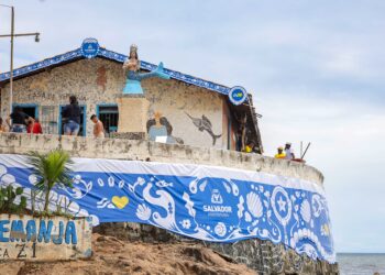 Festa de Iemanjá une devoção, cultura e preservação da memória em Salvador